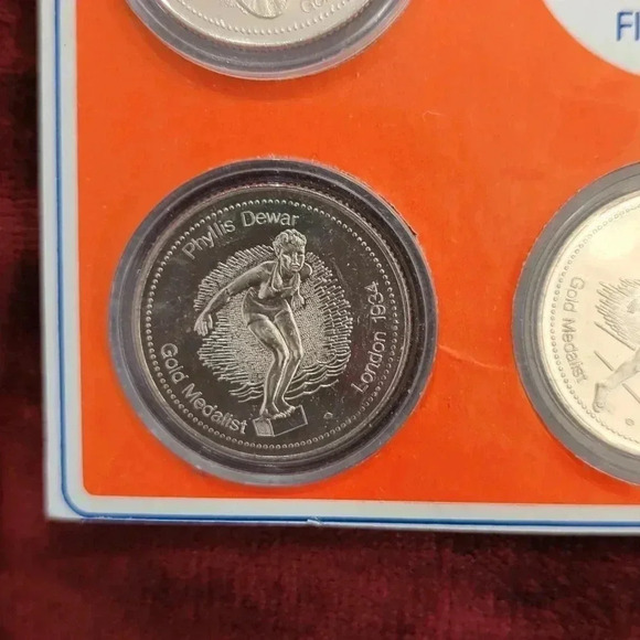 Edmonton Commonwealth Games Commemorative Medallions (1) - Picture 4 of 7